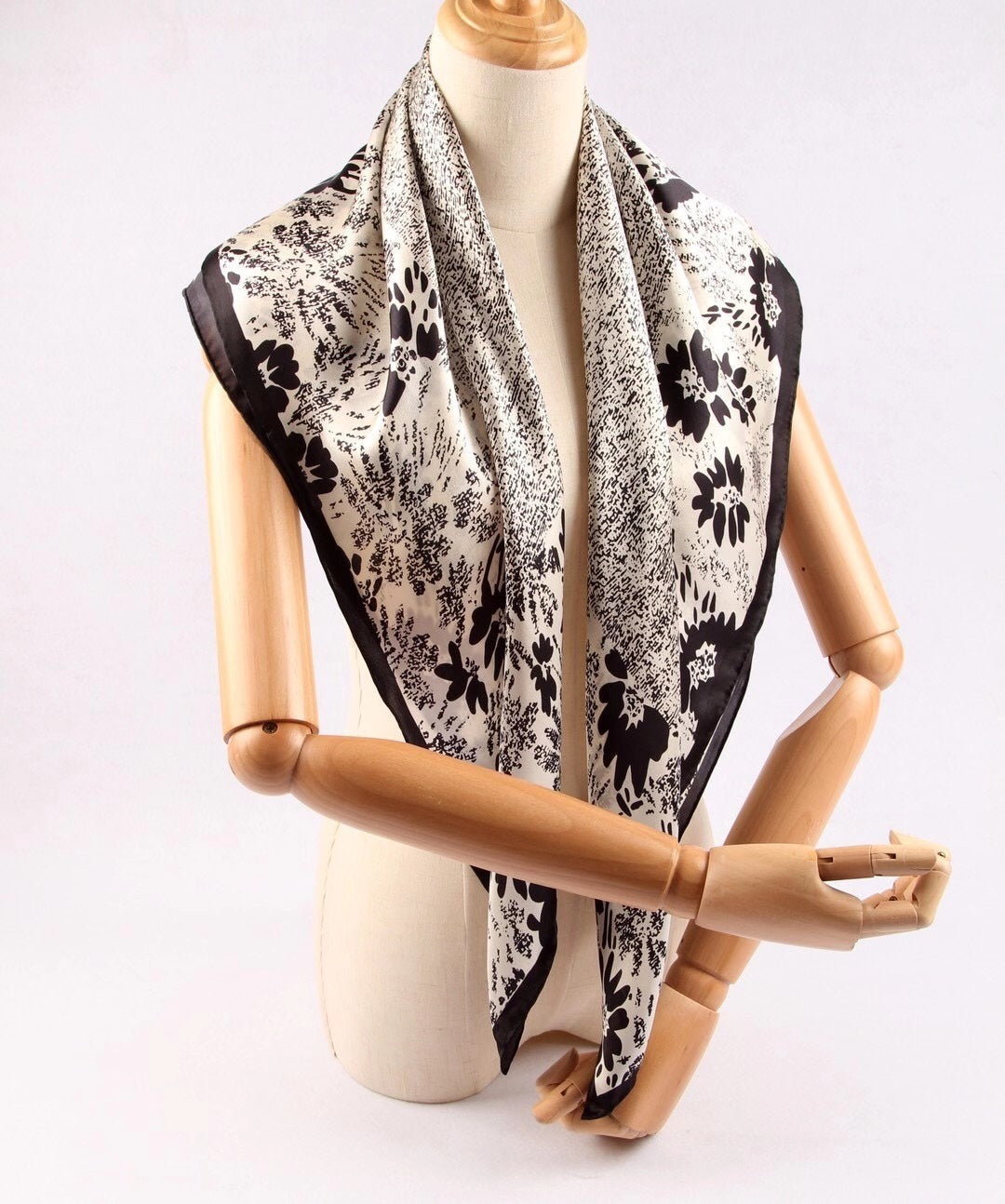Lightweight Scarf